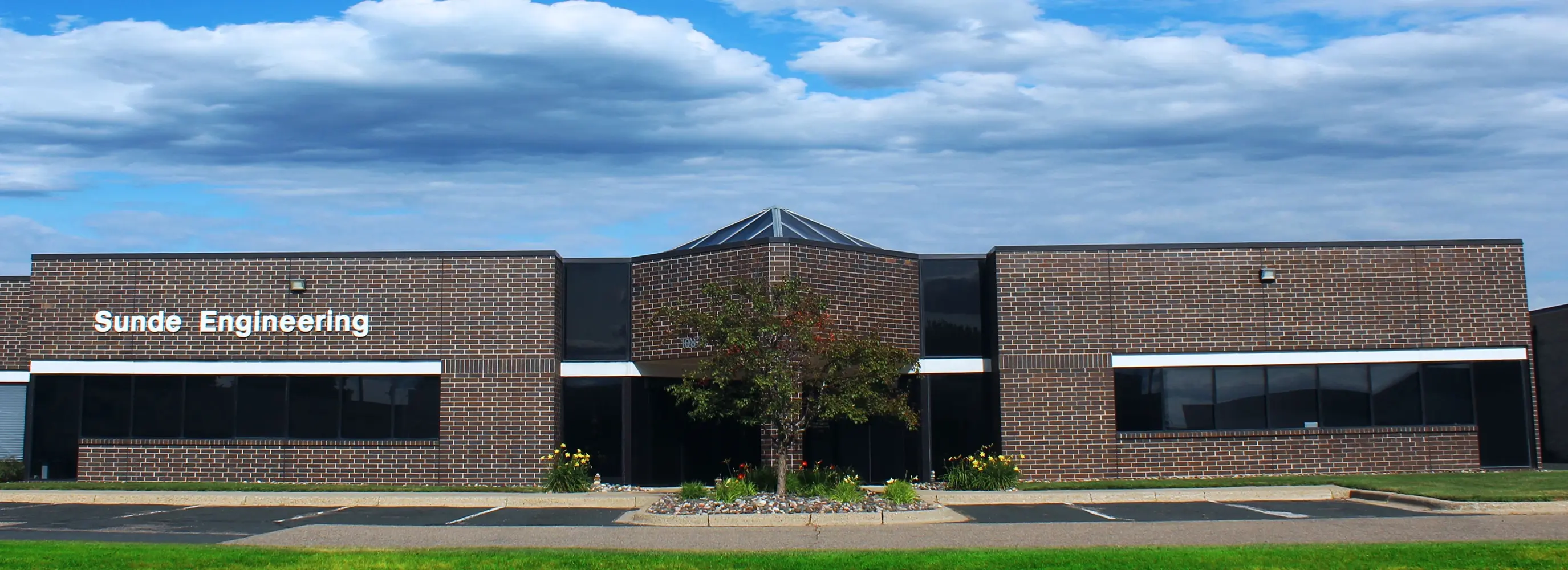 sunde-engineering-building-office